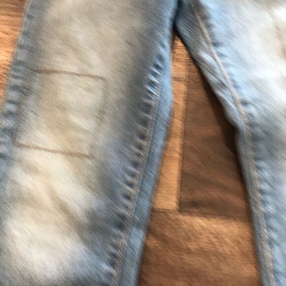Arizona Jeans Cropped Light Wash 7 Regular NWT - Picture 5 of 16